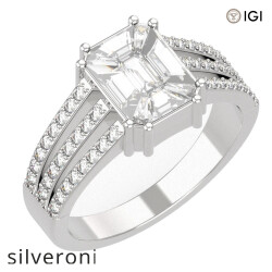 1.10 Carat Emerald Cut Natural Diamond Ring in 18kt Gold - Silveroni