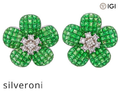 18k White Gold Invisible-Set Tsavorite Flower Stud Earrings - 1