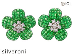 18k White Gold Invisible-Set Tsavorite Flower Stud Earrings - 2