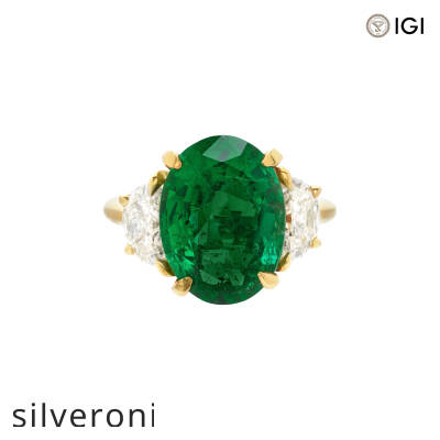 5.05 Carat Emerald and Diamond Gold Ring - 1