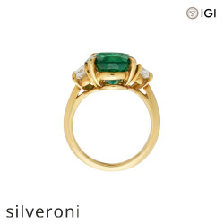 5.05 Carat Emerald and Diamond Gold Ring - 3