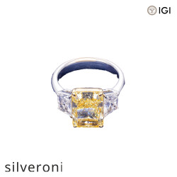 6.00 Carat Radiant Lab Grown Diamond Ring - 4