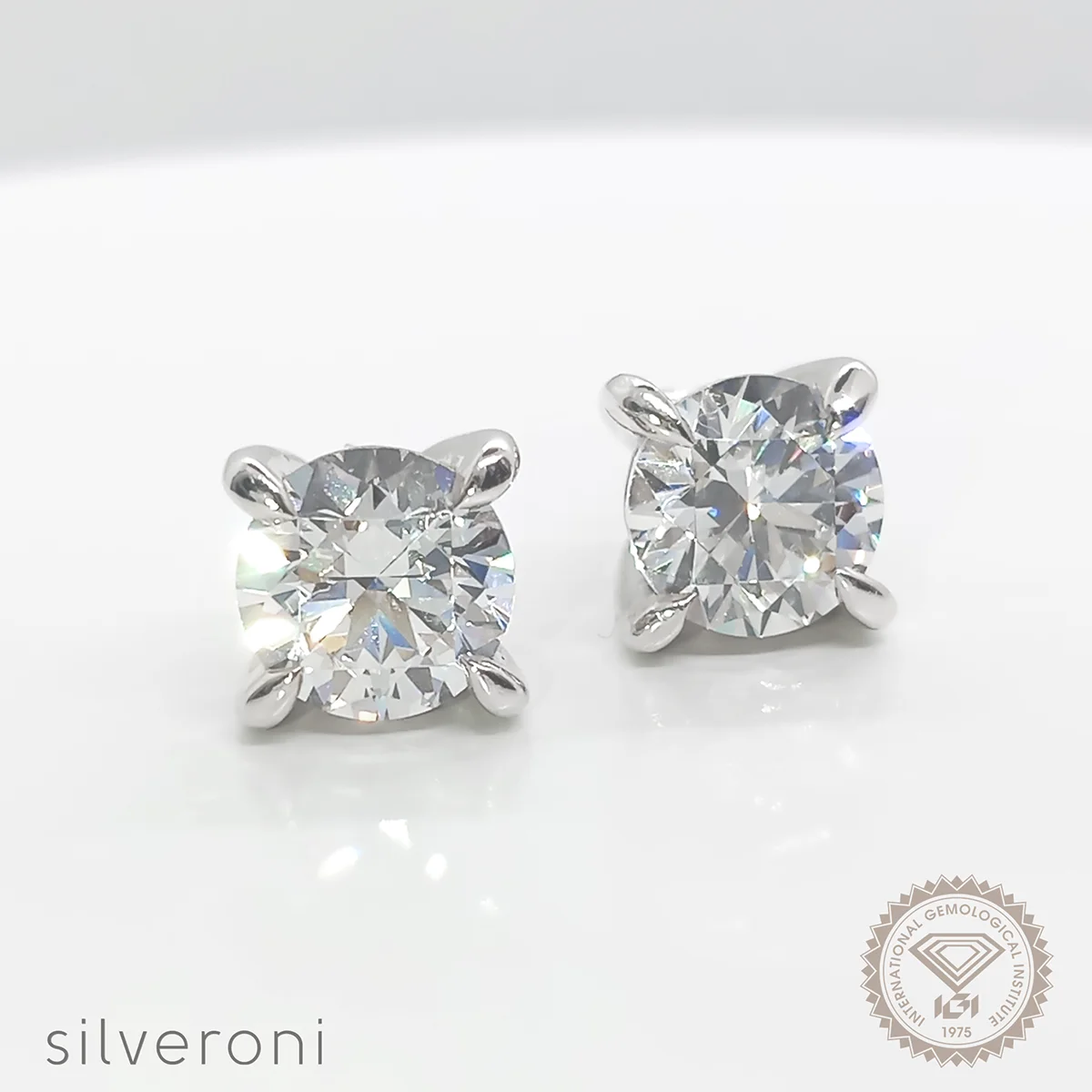 eternal-radiance-stud-lab-grown-diamond-earrings.webp