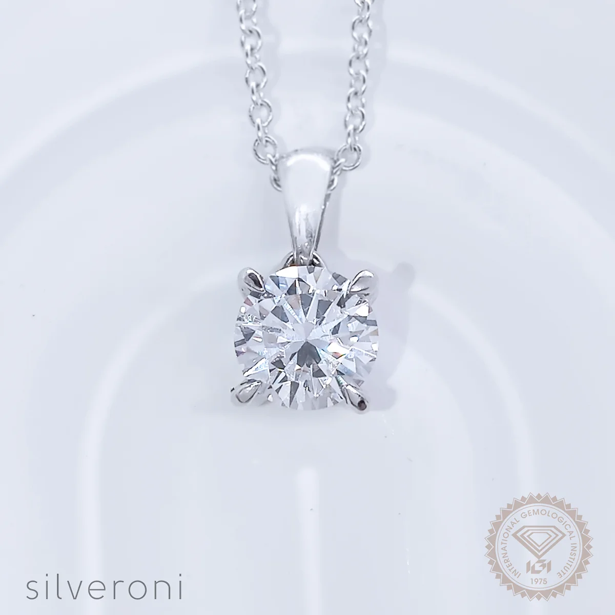 starlit-harmony-round-lab-grown-diamond-necklaces.webp