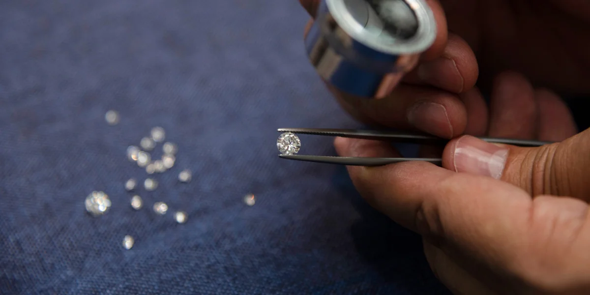 Lab Grown Diamond Scratch Test – Discover the Real Durability