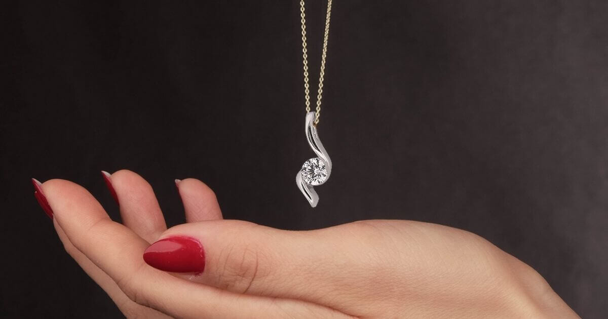 Lab Grown or Simulant? Choose the Right Diamond Alternative