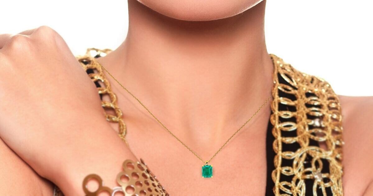 Emerald Green Jewelry And Timeless Trends