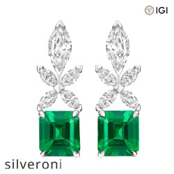 Emerald-Cut Emerald and Diamond Earrings in 18K White Gold - 2