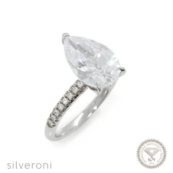Oval Brilliance Solitaire Lab Grown Diamond Ring | Sustainable Elegance by Silveroni - 1