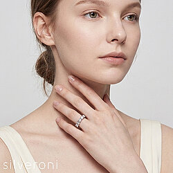 Opulent Shine Lab Grown Diamond Ring | Sustainable Elegance by Silveroni - Silveroni